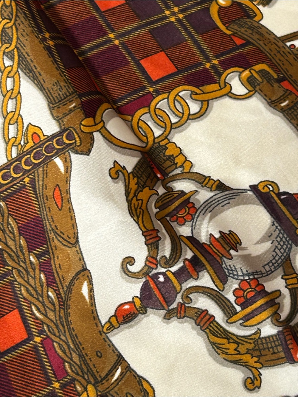 Gorgeous Equestrian style scarf Fall colors - Picture 3 of 9